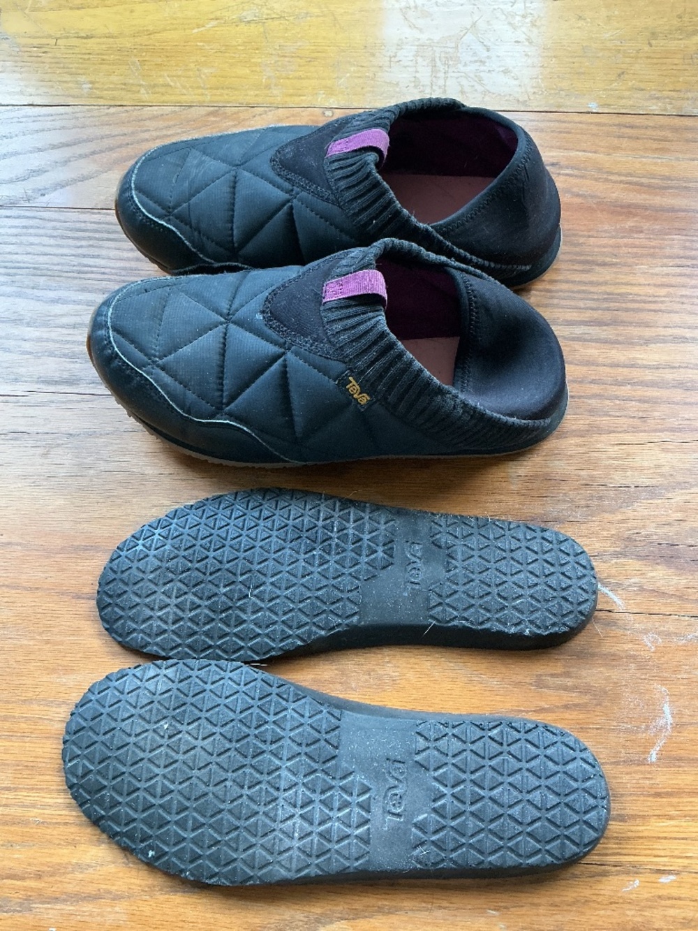 Teva Camp Shoes Women’s Black 9/40